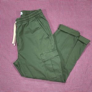 L Old Navy Olive Green Cargo Pants